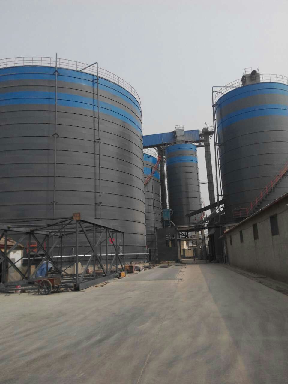 尖峰镇粉煤灰储存库基础怎么建造